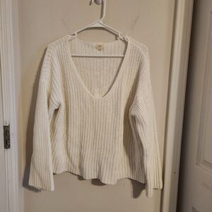 O&O Women's White Knit Sweater